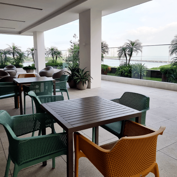 Pool-Side-Lounge-RDG-landing-page (1)