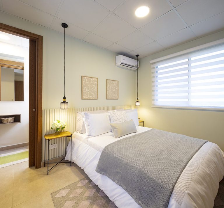 Habitación principal con baño propio